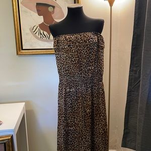 Strapless leopard print dress